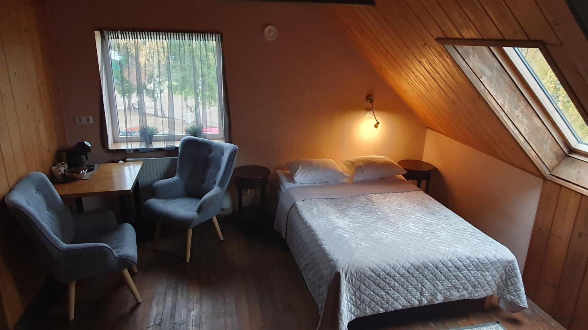 Kuetioru Puhkekeskus Hotel Koloreino Екстериор снимка